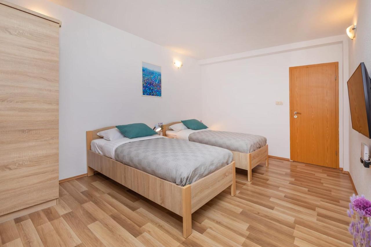 Bis Apartments 1 & 2 Dubrovnik Bagian luar foto
